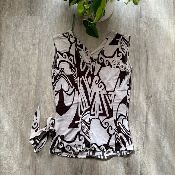 Vintage y2k Geometric Print V Neck Drape front Top - Picture 5 of 5